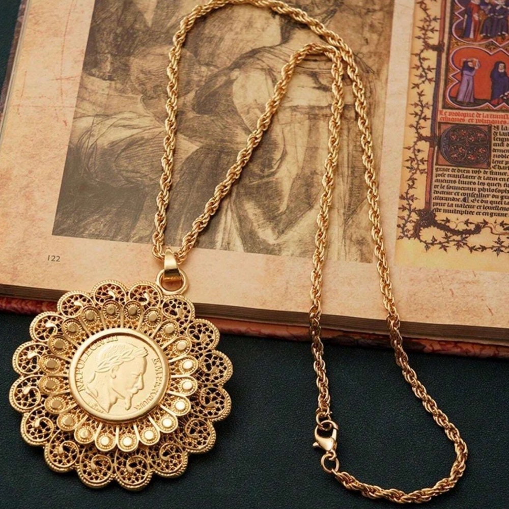 - MEDALLION NECKLACE